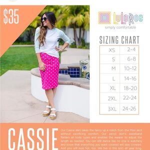 Classic Black and White Houndstooth Skirt